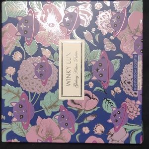 Winky lux galaxy kitten palette
